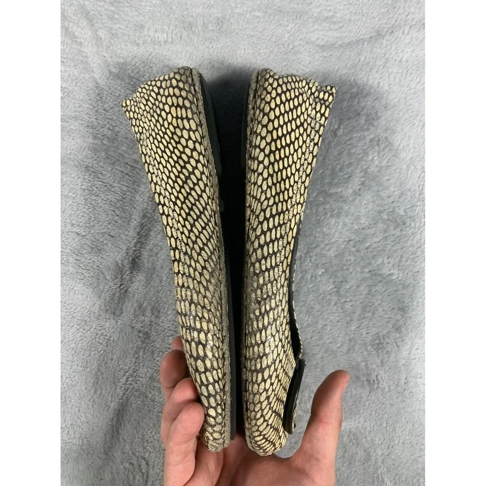 Tory Burch ballet flats US 8.5M Beige Womens Snake Skin Yellow